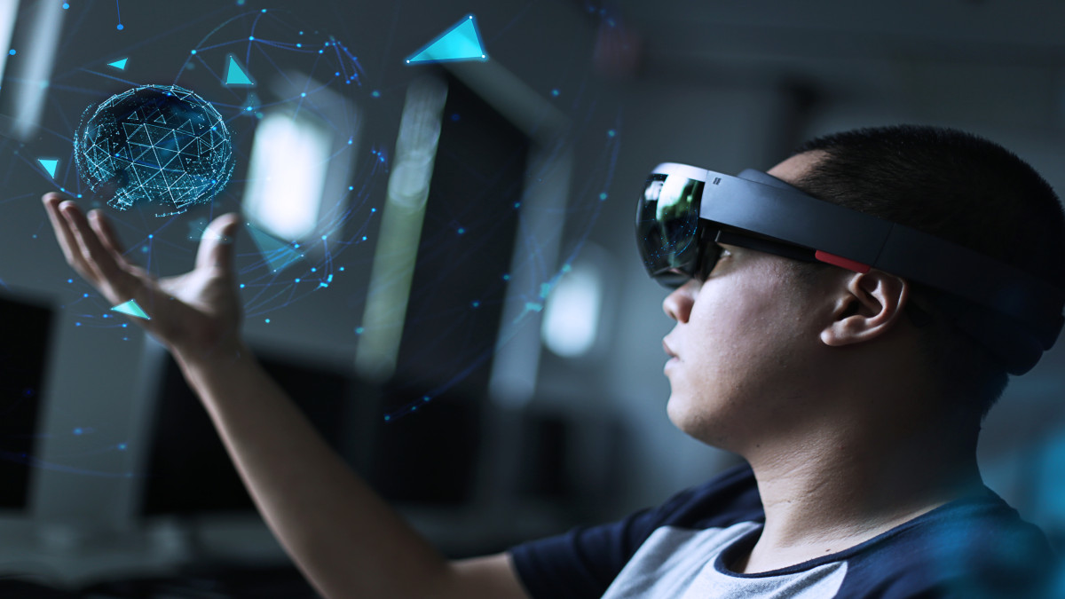 Read more about the article Building Community with Augmented Reality and Emerging Technology